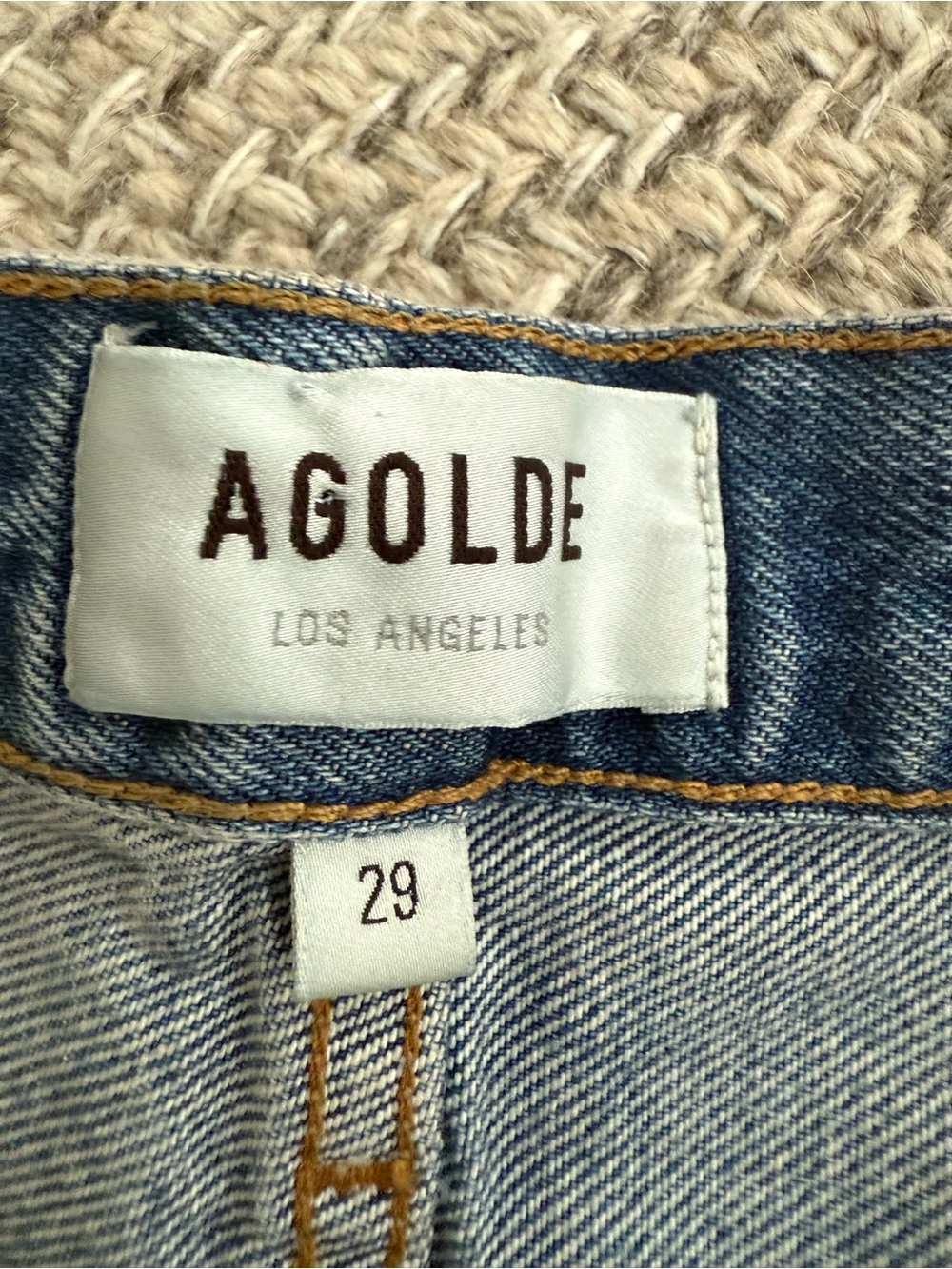 AGOLDE Parker Long Shorts Light Wash Mid-Rise Denim Shorts Size 29 - Picture 8 of 8